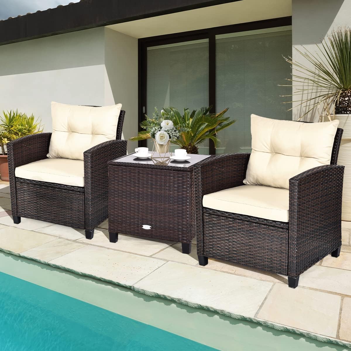 GIANTEX Set Jardín 3 Pzas: 2 Sillones + Mesa Vidrio, Ratán, Marrón Oscuro